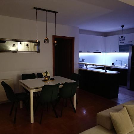 Apartamento Arena Osijek Exterior foto